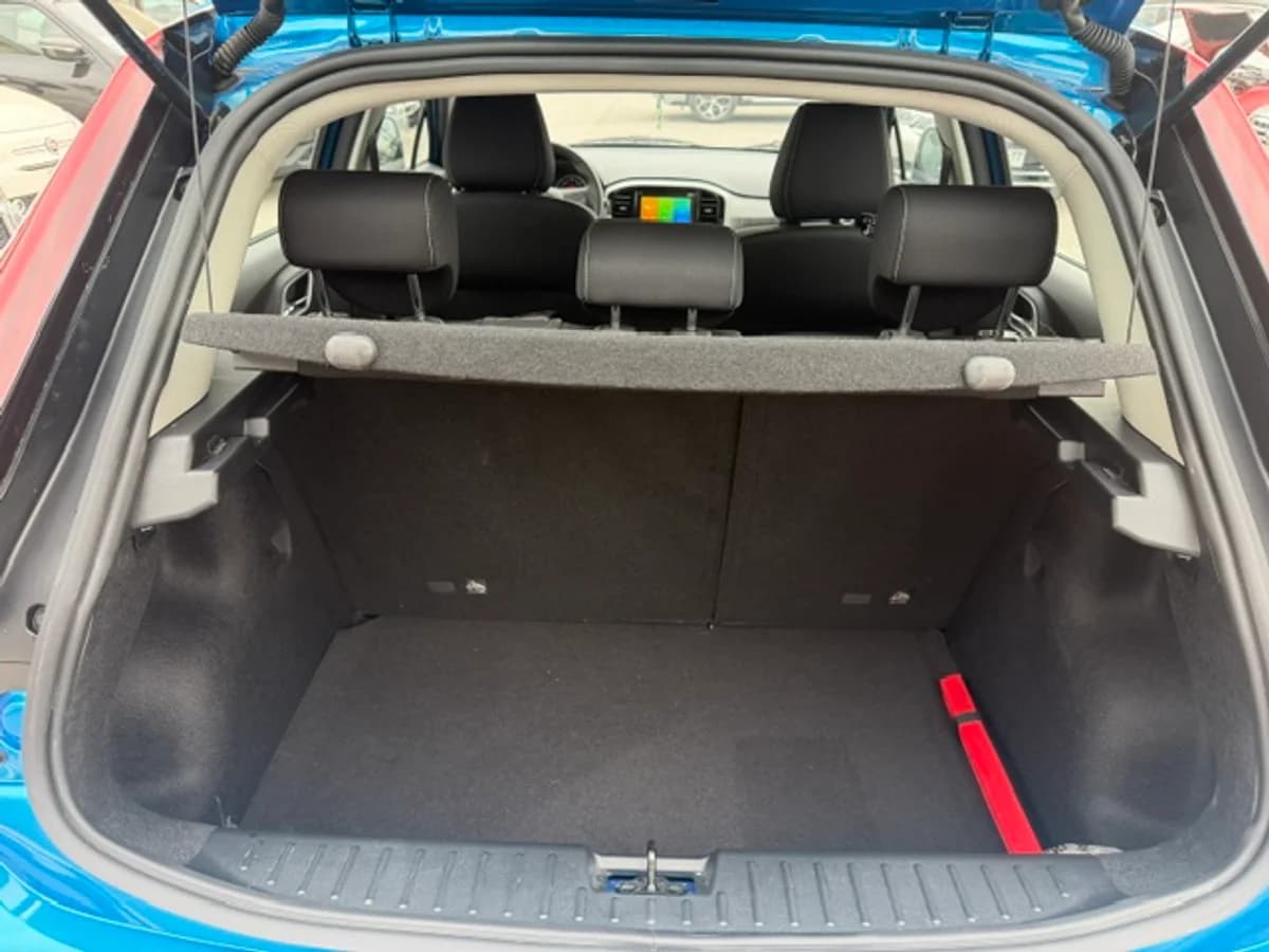 MG 3 1.5L AUT COM ESP - Imagen 14