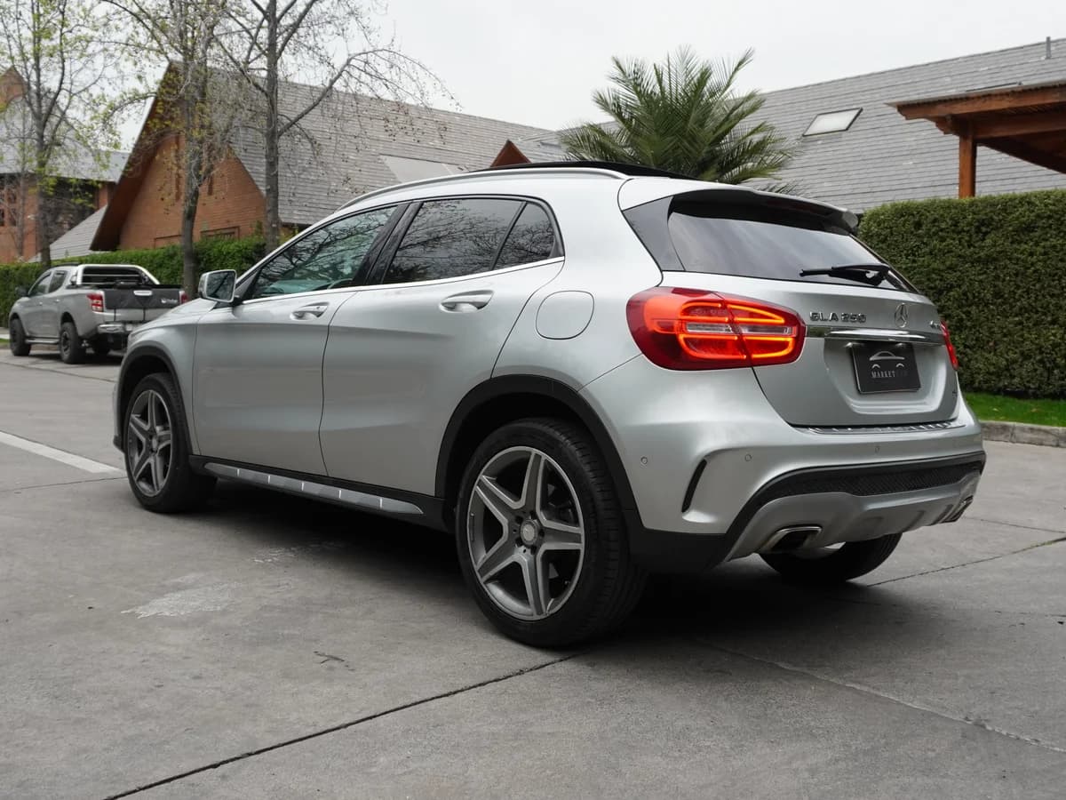 Mercedes Benz GLA 250 4Matic - Imagen 7