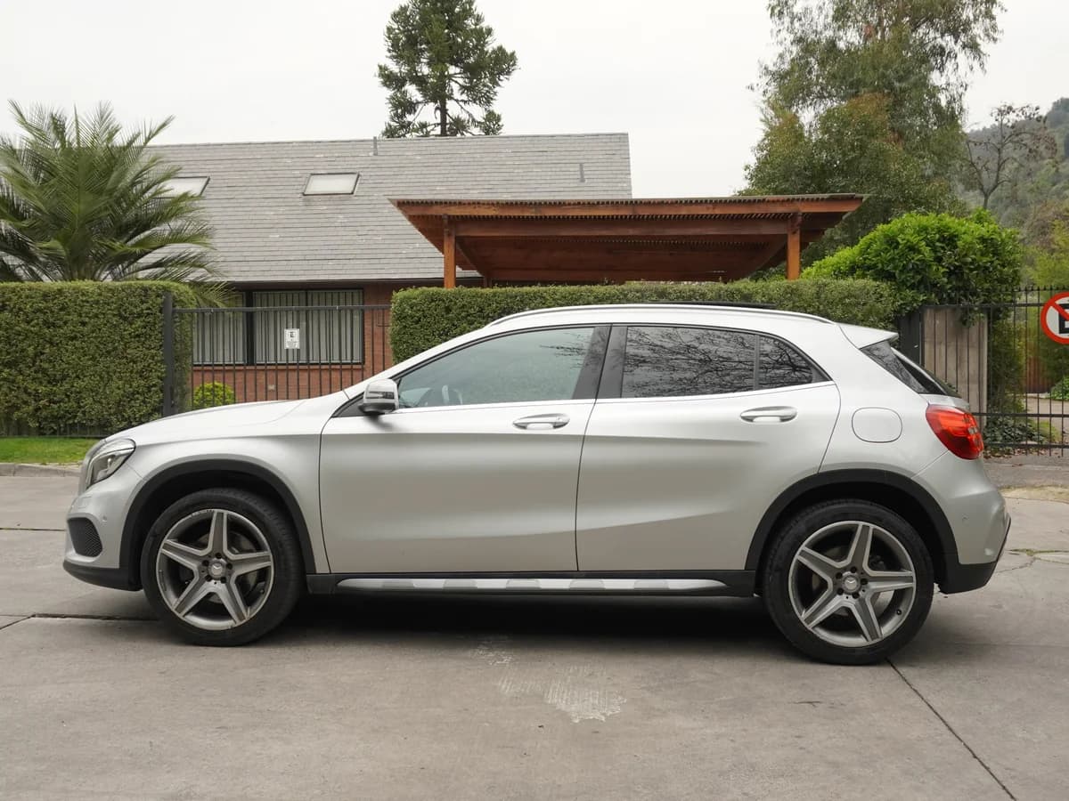 Mercedes Benz GLA 250 4Matic - Imagen 8