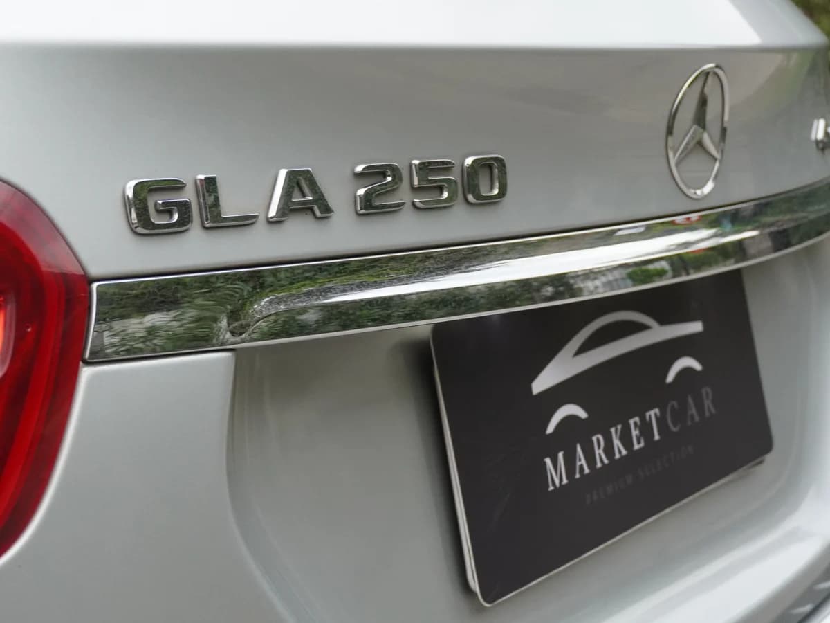 Mercedes Benz GLA 250 4Matic - Imagen 16