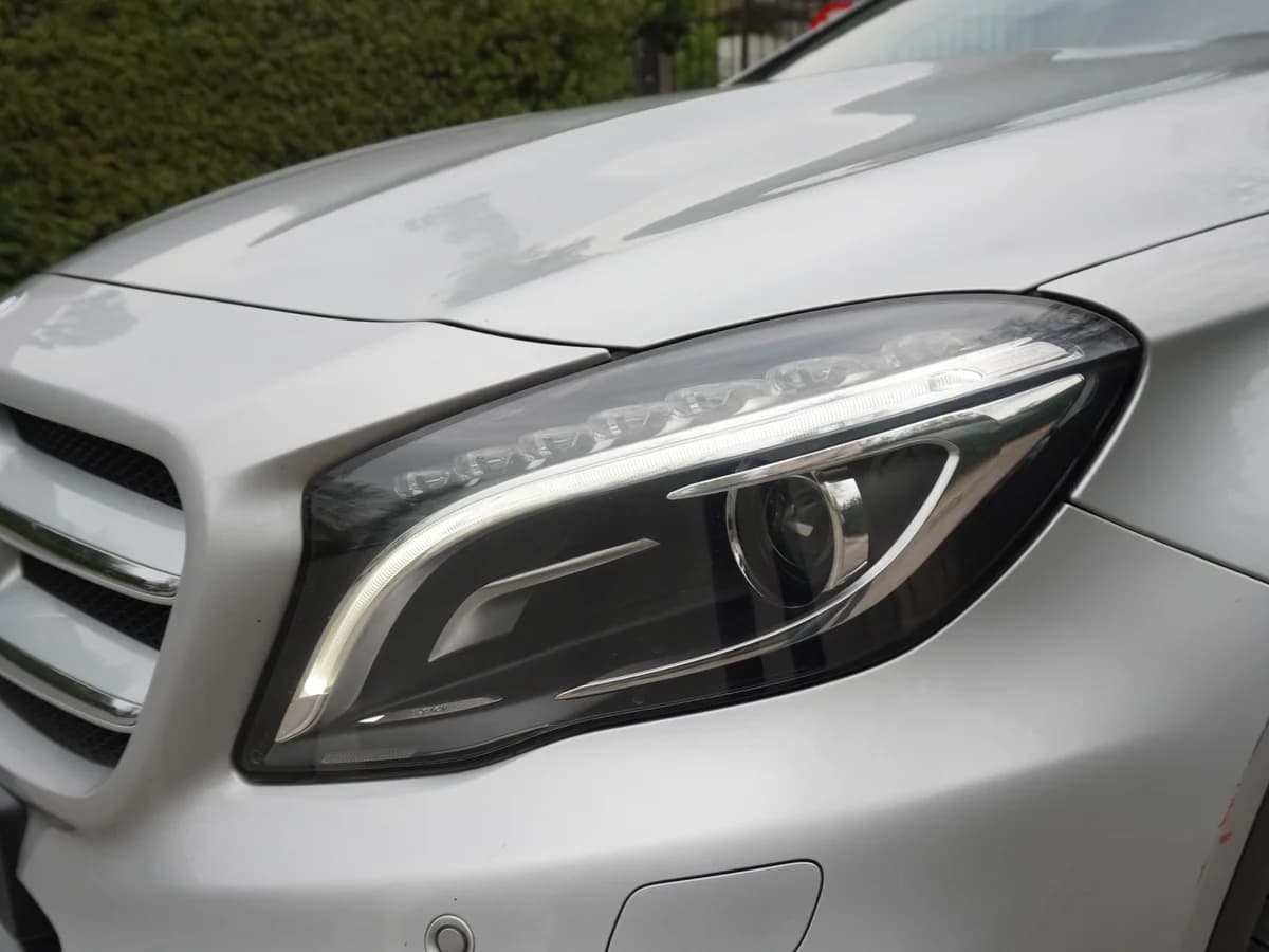 Mercedes Benz GLA 250 4Matic - Imagen 18