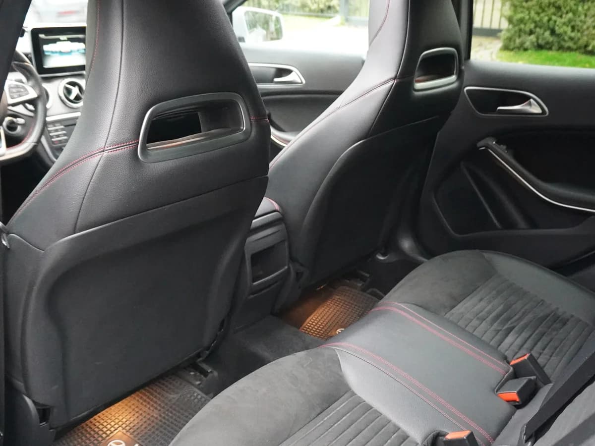 Mercedes Benz GLA 250 4Matic - Imagen 21