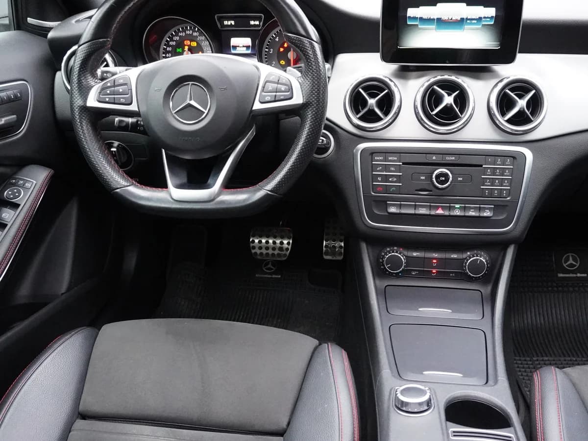Mercedes Benz GLA 250 4Matic - Imagen 23