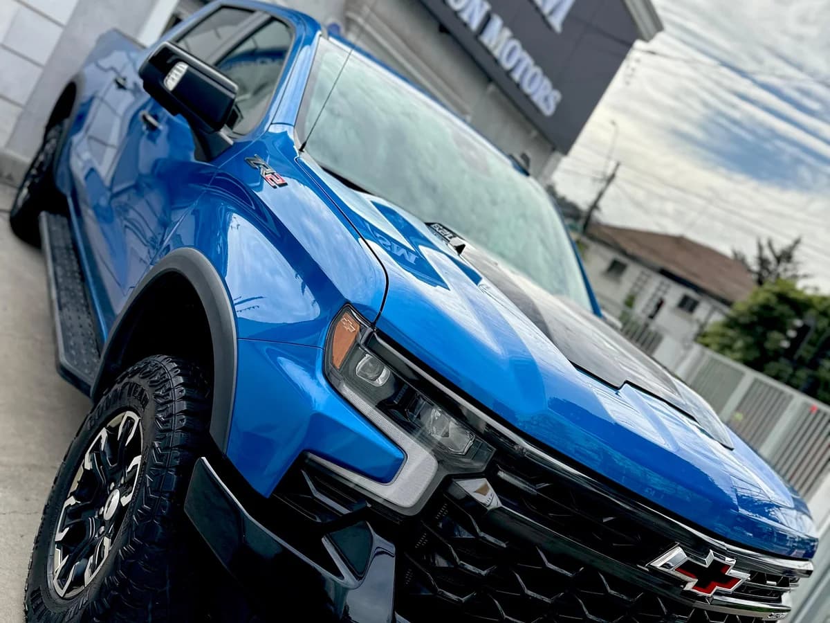 CHEVROLET Silverado ZR2 6.2 2024 - Imagen 1