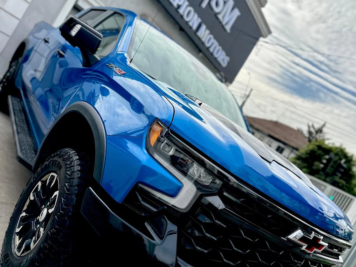 CHEVROLET Silverado ZR2 6.2 2024 - Imagen 3