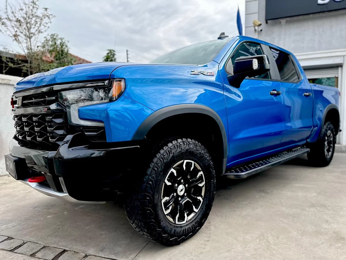 CHEVROLET Silverado ZR2 6.2 2024 - Imagen 9