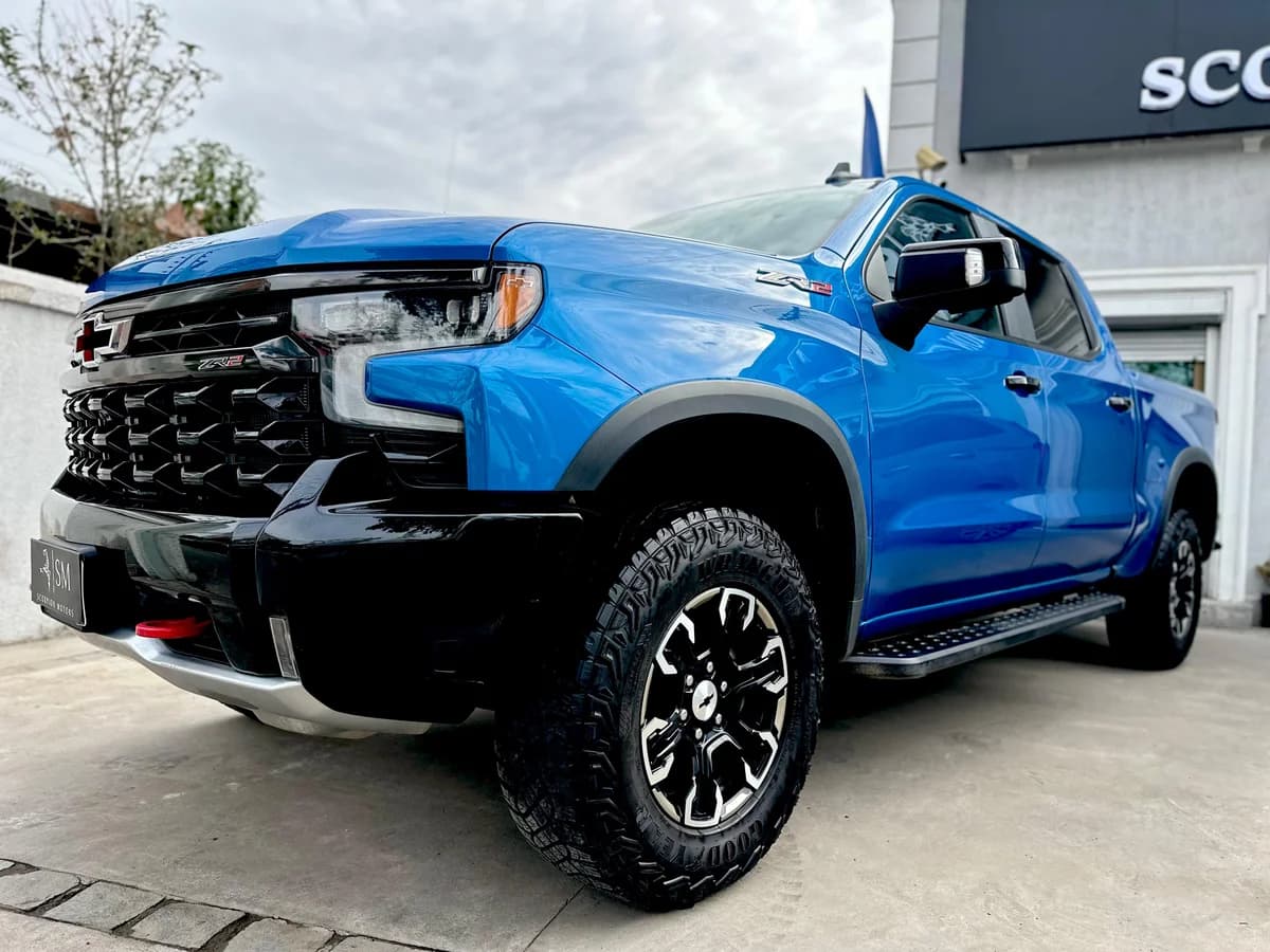 CHEVROLET Silverado ZR2 6.2 2024 - Imagen 10