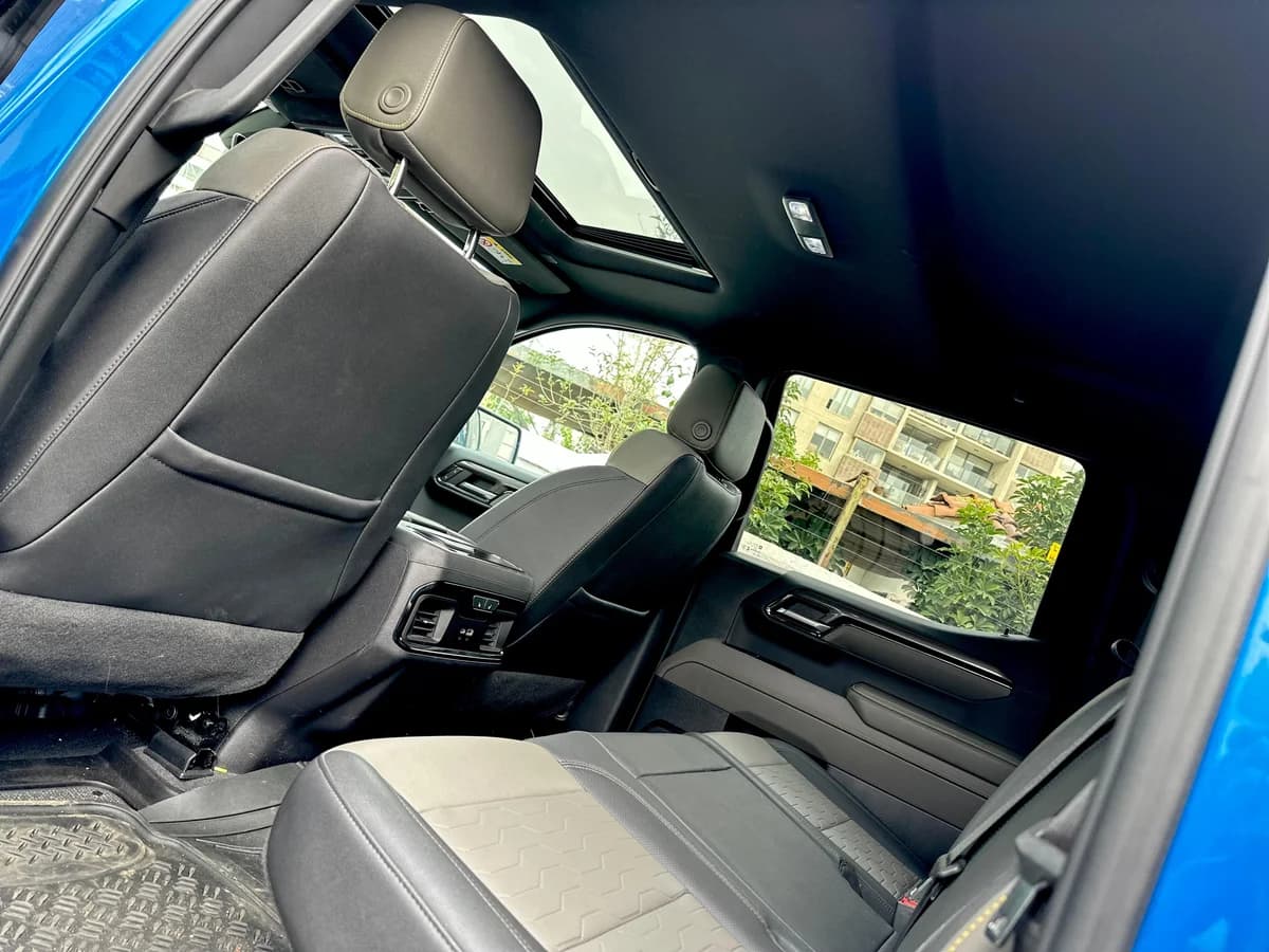 CHEVROLET Silverado ZR2 6.2 2024 - Imagen 12