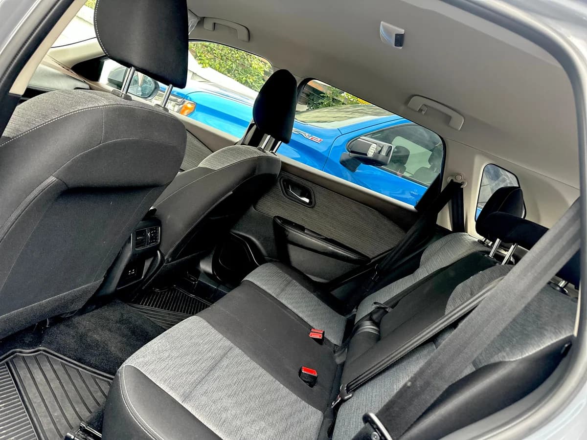 NISSAN X-Trail 2.5 SENSE 4X2 2ROW CVT AT 5P 2025 - Imagen 12