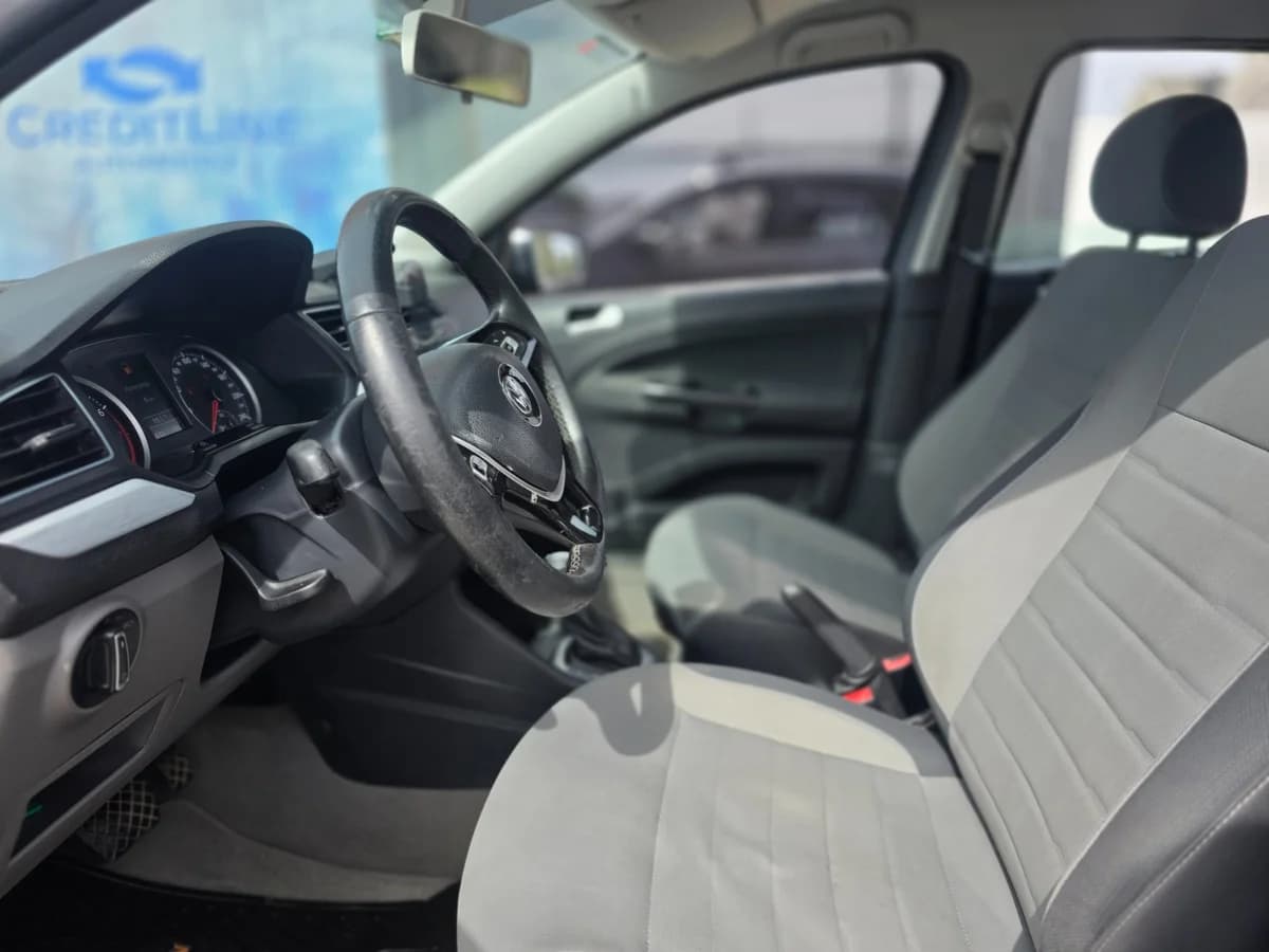 VOLKSWAGEN Gol 1.6 HIGHLINE AT 2021 - Imagen 9