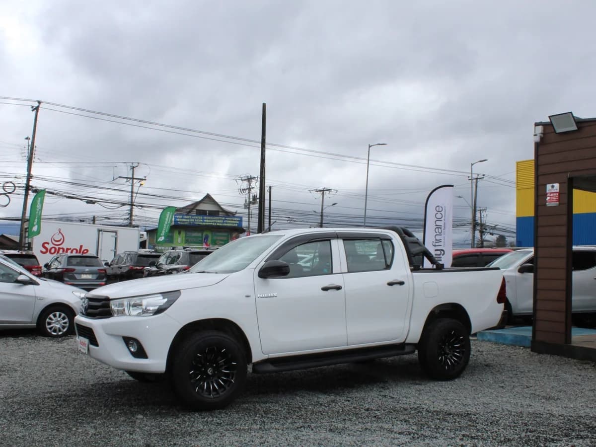 TOYOTA Hilux 2.4 2021 - Imagen 1