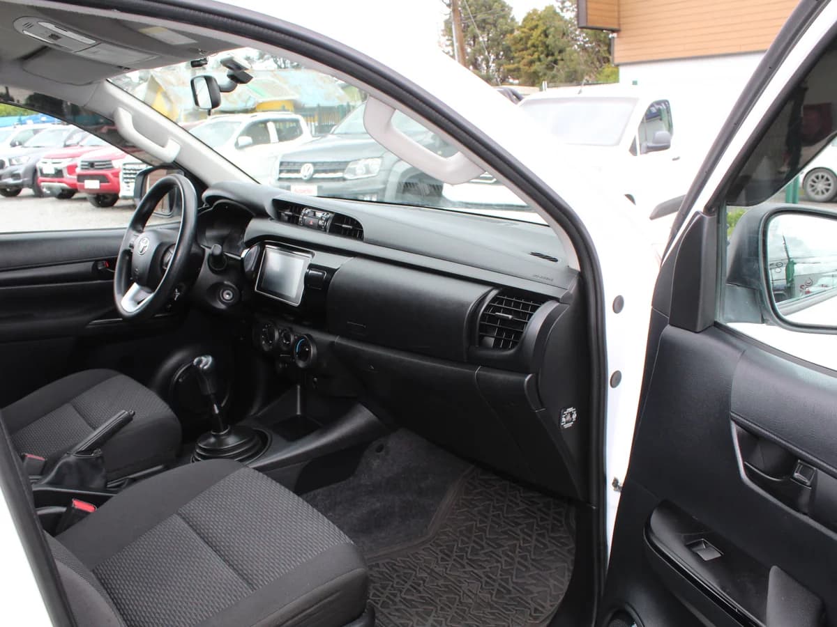 TOYOTA Hilux 2.4 2021 - Imagen 5