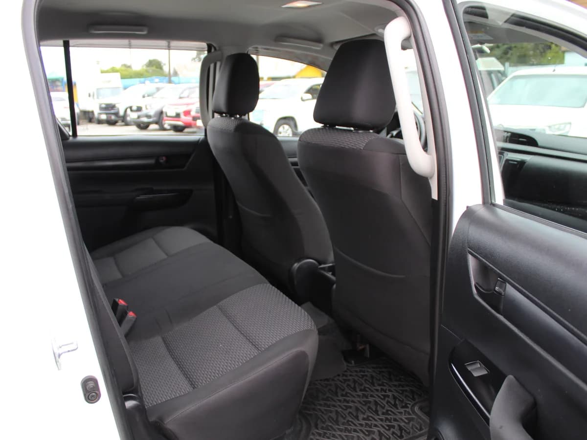 TOYOTA Hilux 2.4 2021 - Imagen 7