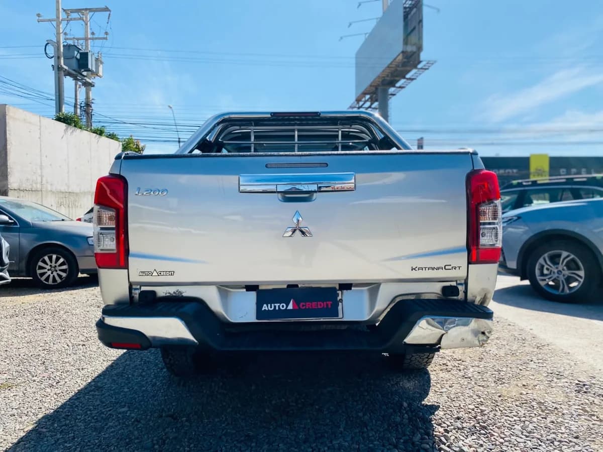 MITSUBISHI L200 KATANA CRT 4X4 2.4 2023 - Imagen 10