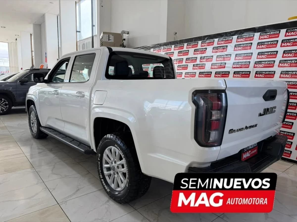 JMC GRAND AVENUE 2.3 AUT 4X4 2025 - Imagen 3