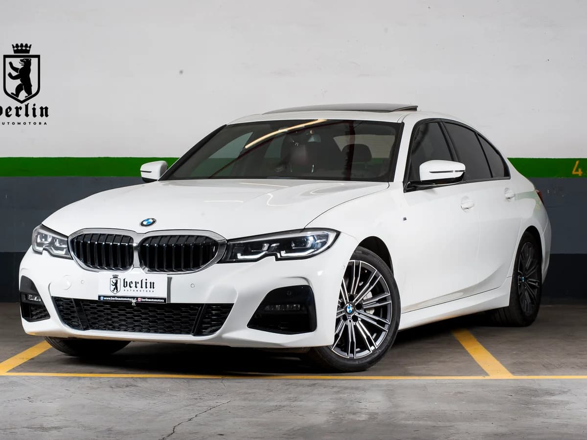 BMW 330 2.0L AUT 2023 - Imagen 1