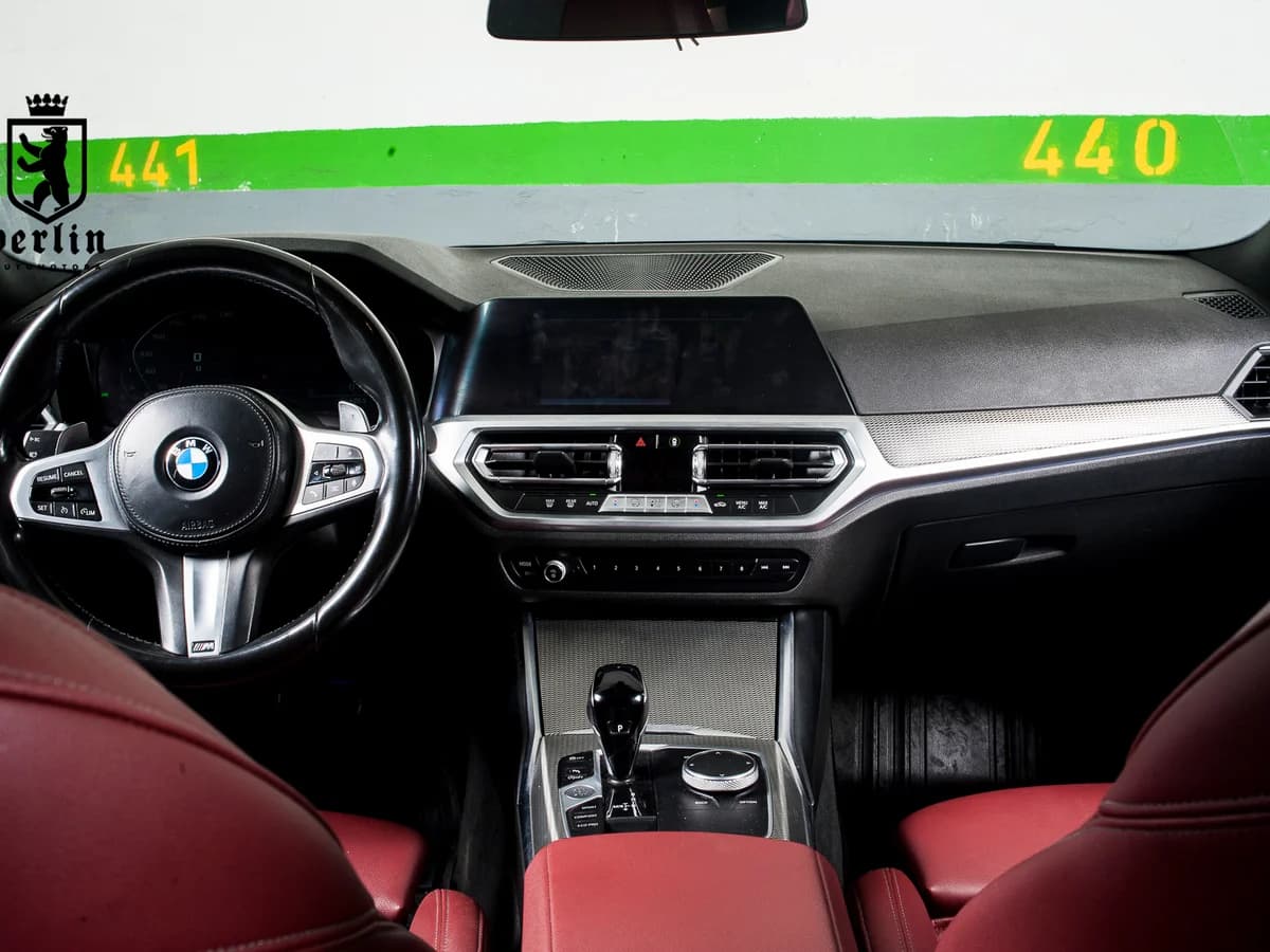 BMW 330 2.0L AUT 2023 - Imagen 14