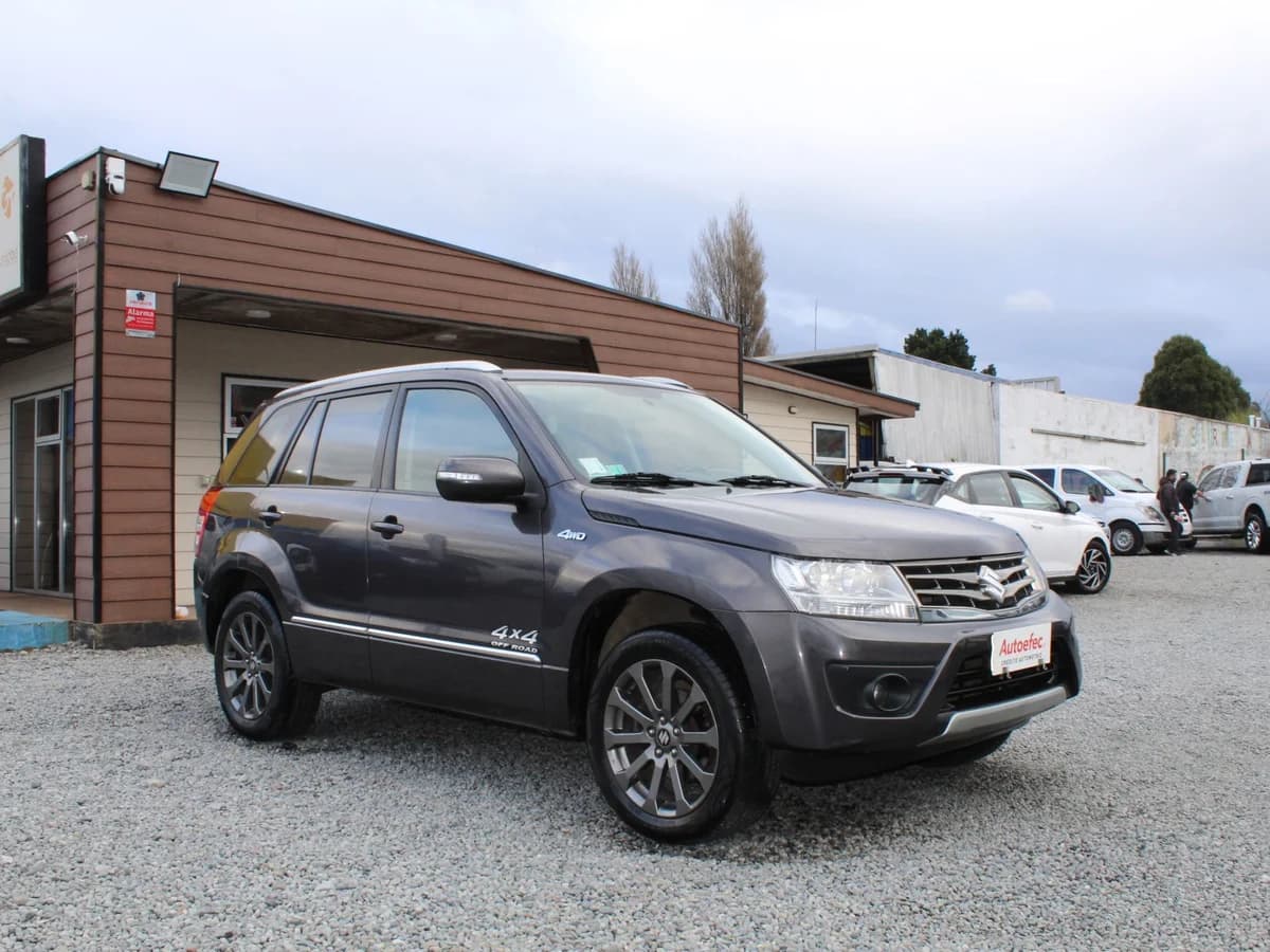 SUZUKI Grand Nomade GLX 2.4 2017 - Imagen 4
