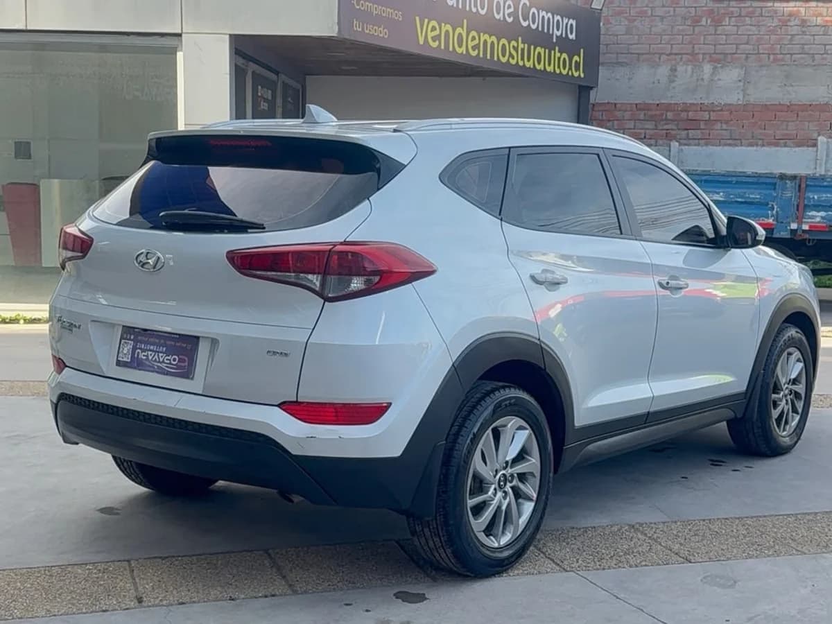 HYUNDAI TUCSON 2.0 DIESEL AT 2018 - Imagen 3