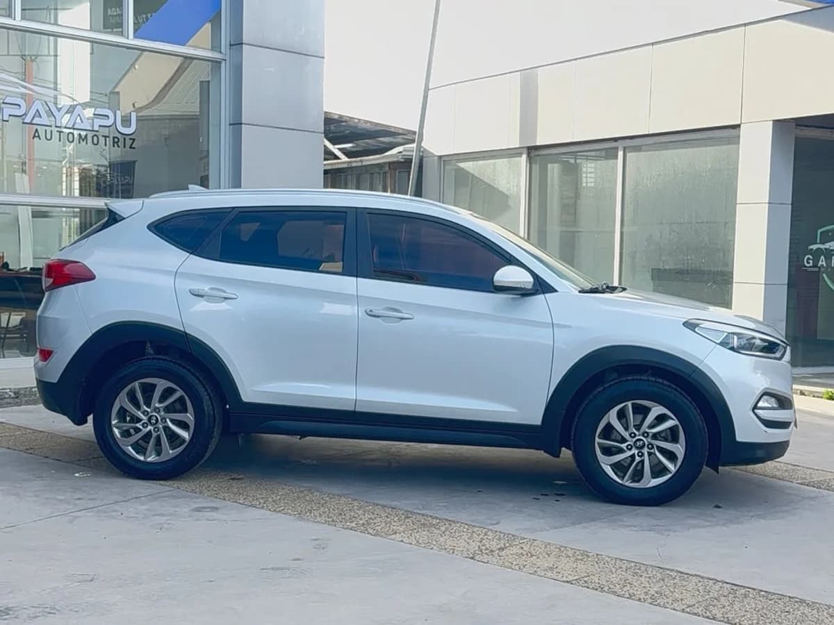 HYUNDAI TUCSON 2.0 DIESEL AT 2018 - Imagen 4