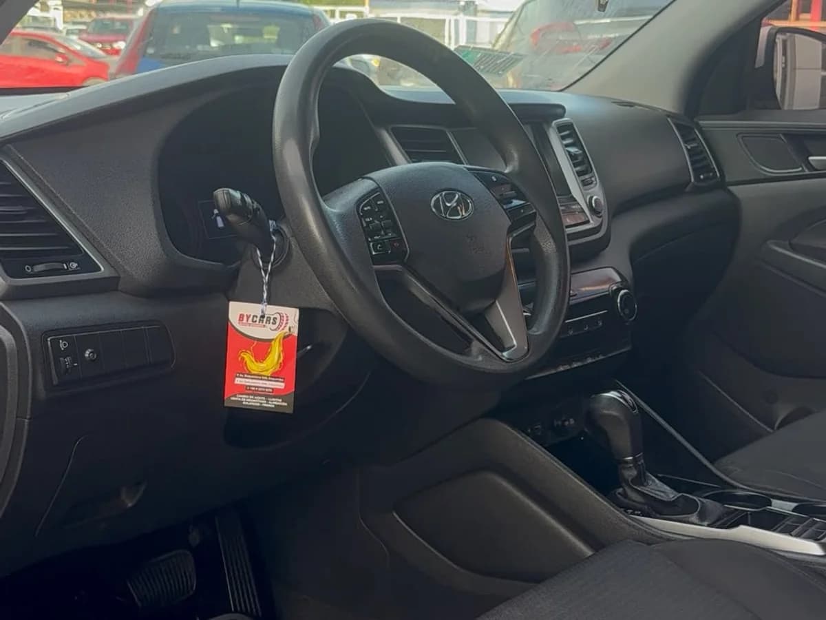 HYUNDAI TUCSON 2.0 DIESEL AT 2018 - Imagen 7