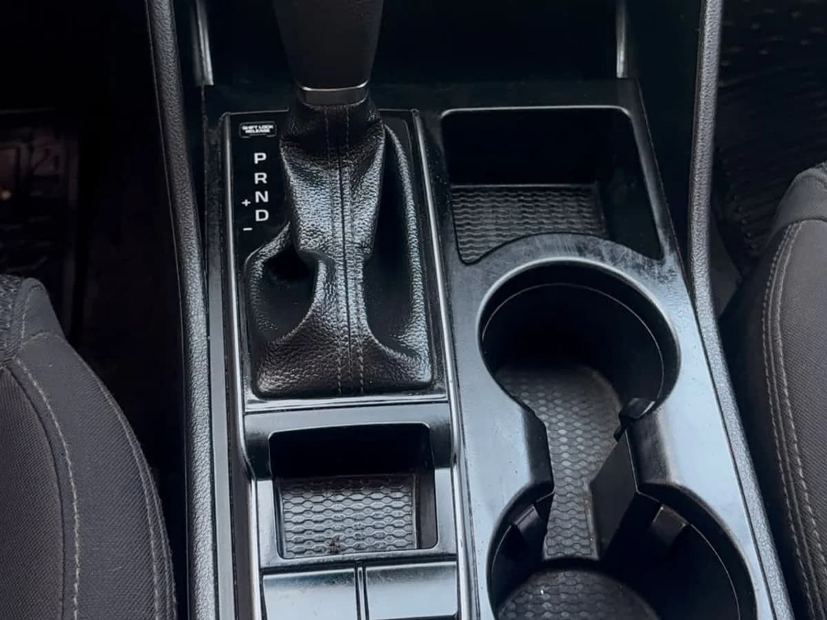 HYUNDAI TUCSON 2.0 DIESEL AT 2018 - Imagen 9