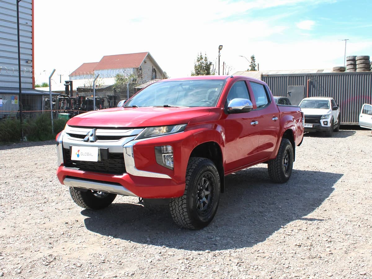 MITSUBISHI L200 KATANA CR 2023 - Imagen 1