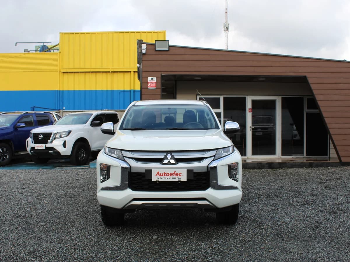 MITSUBISHI L200 KATANA CRT 4X4 2023 - Imagen 3