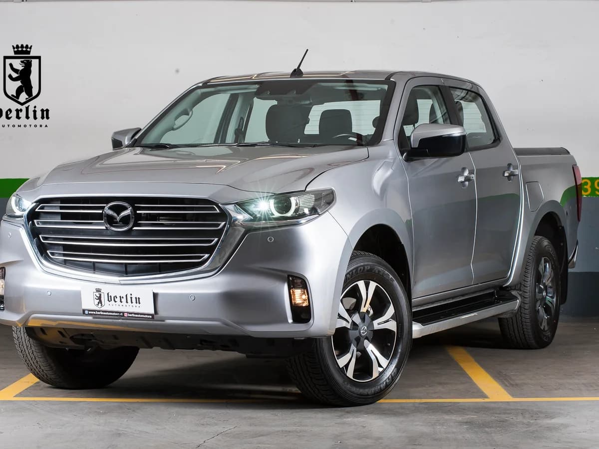 MAZDA Bt-50 4X4 3.0 AUTOMATICA 2023 DIESEL - Imagen 1