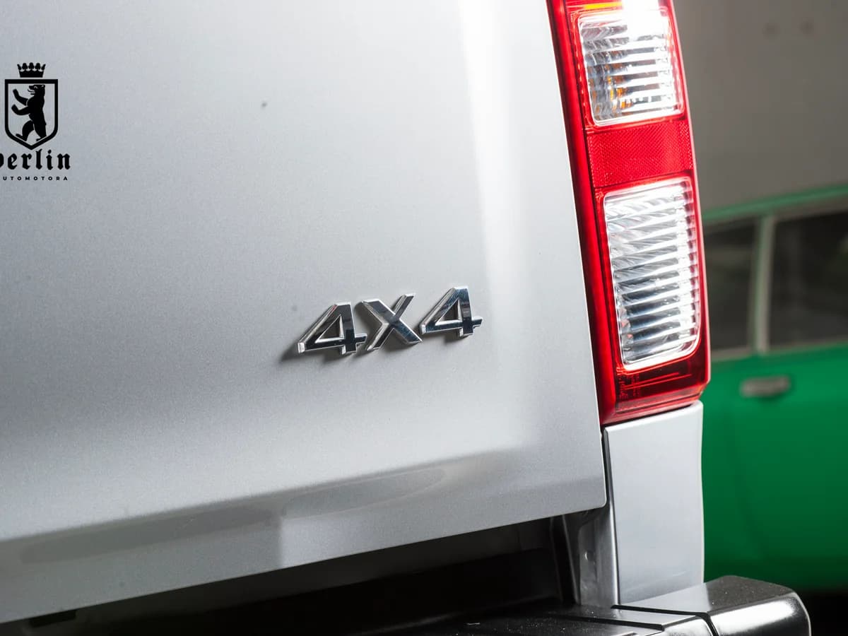 MAZDA Bt-50 4X4 3.0 AUTOMATICA 2023 DIESEL - Imagen 11