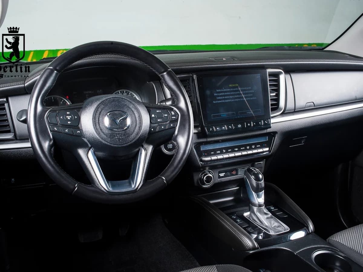 MAZDA Bt-50 4X4 3.0 AUTOMATICA 2023 DIESEL - Imagen 15