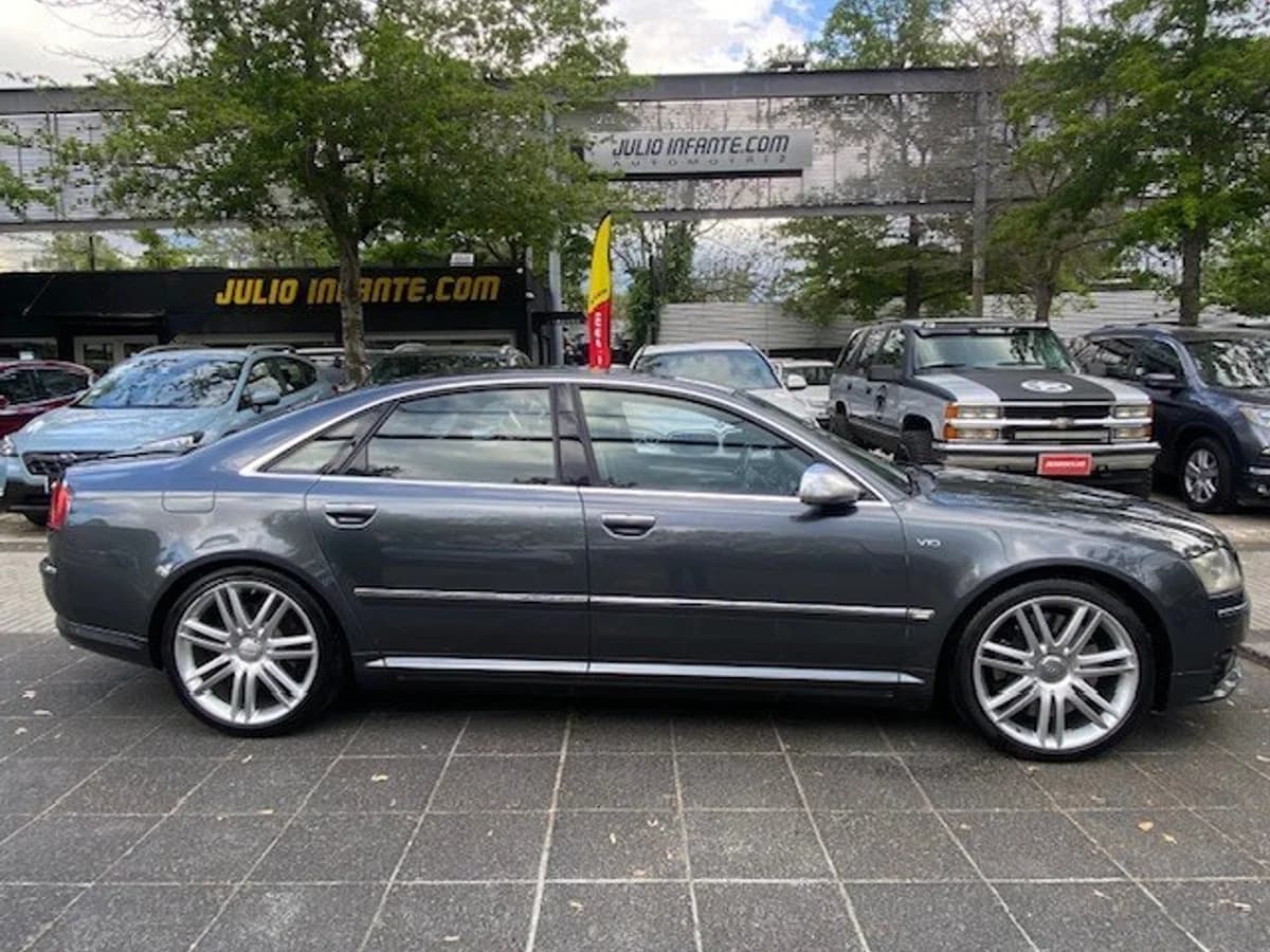 AUDI S8 5.2 V10 Tiptronic 2007 - Imagen 3