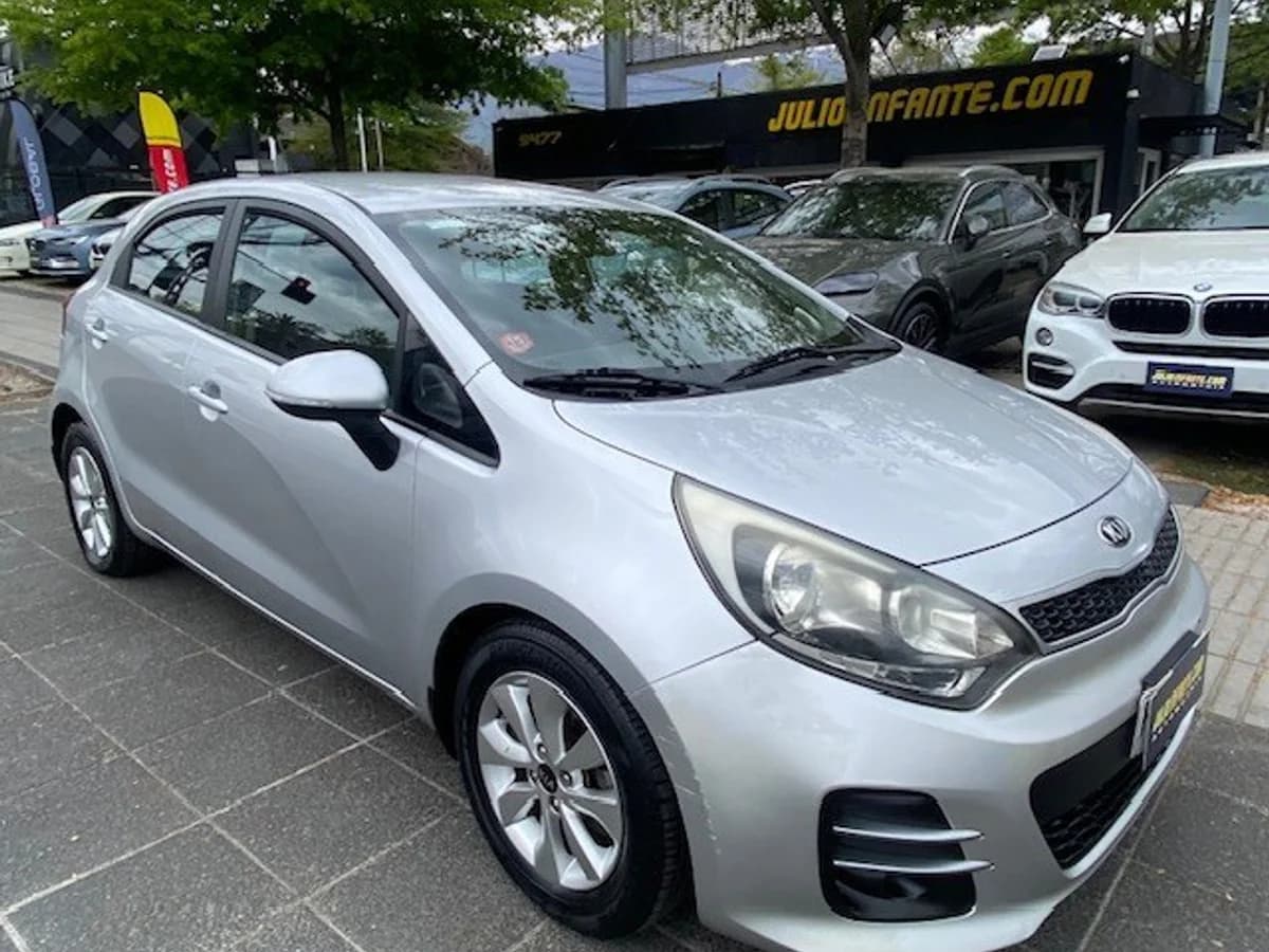 KIA RÍO 5 EX 1.4 AUT 2016 - Imagen 3