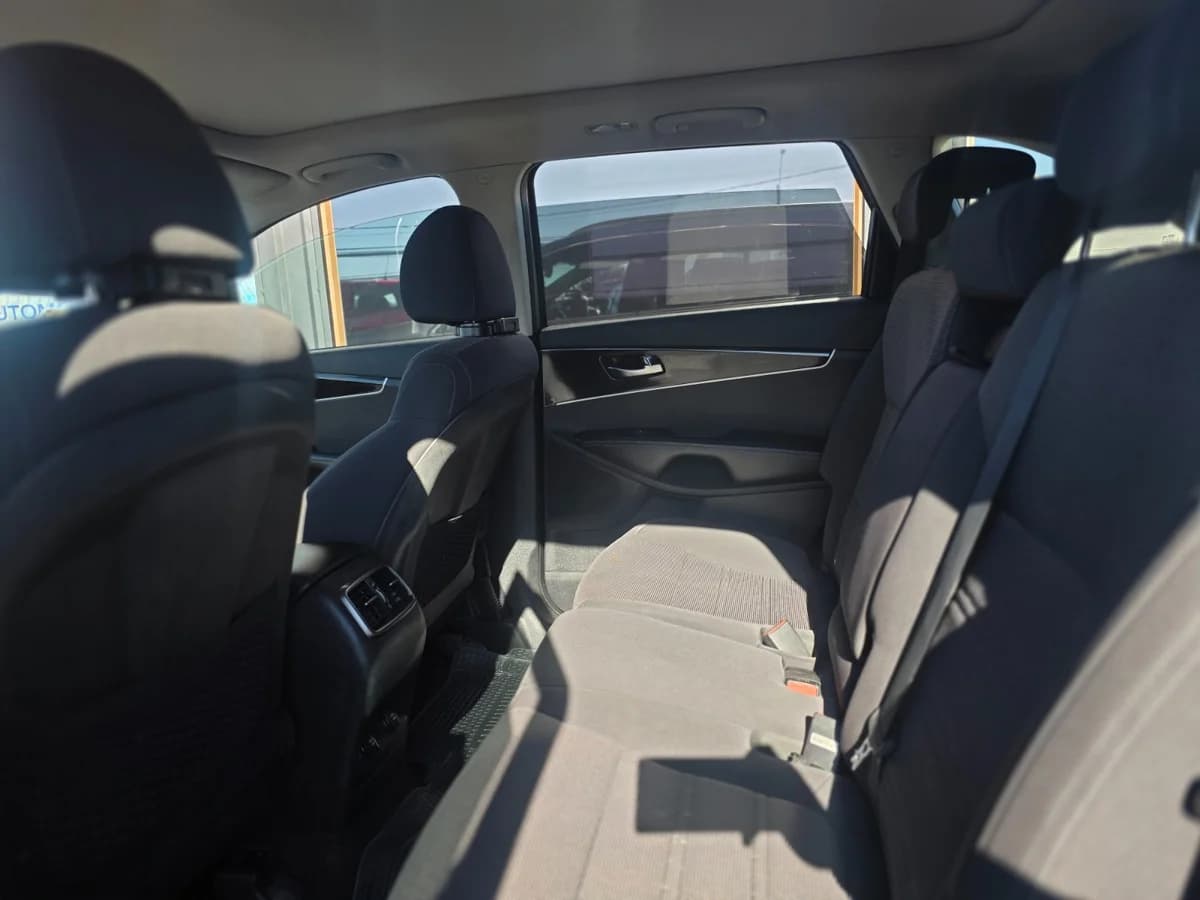 KIA Sorento EX 2.4 2020 - Imagen 8