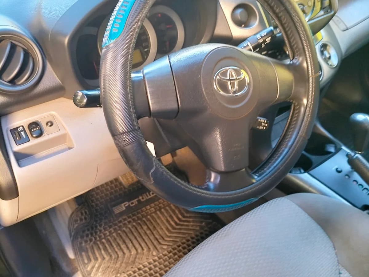 TOYOTA Rav4 2.4 2011 - Imagen 8
