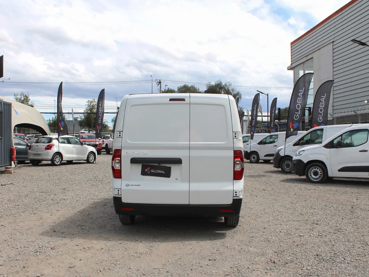 MAXUS EV30 ELECTRICO CARGO 4X2 AT 5P 2024 - Imagen 5
