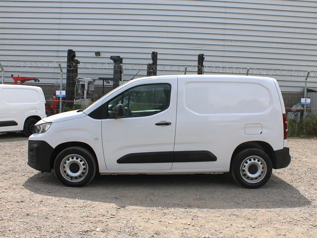 PEUGEOT NUEVA PARTNER HDI 1.6 2023 - Imagen 10