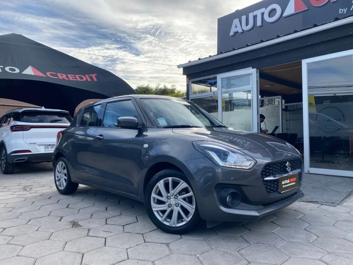 SUZUKI SWIFT HYBRID 1.2 PLUS 4X2 HB MT 5P 2024 - Imagen 2