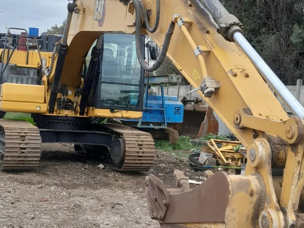 Caterpillar 320 2022 - Imagen 2