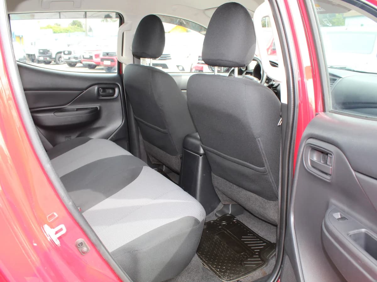 MITSUBISHI L200 KATANA CRT 4X4 2023 - Imagen 7