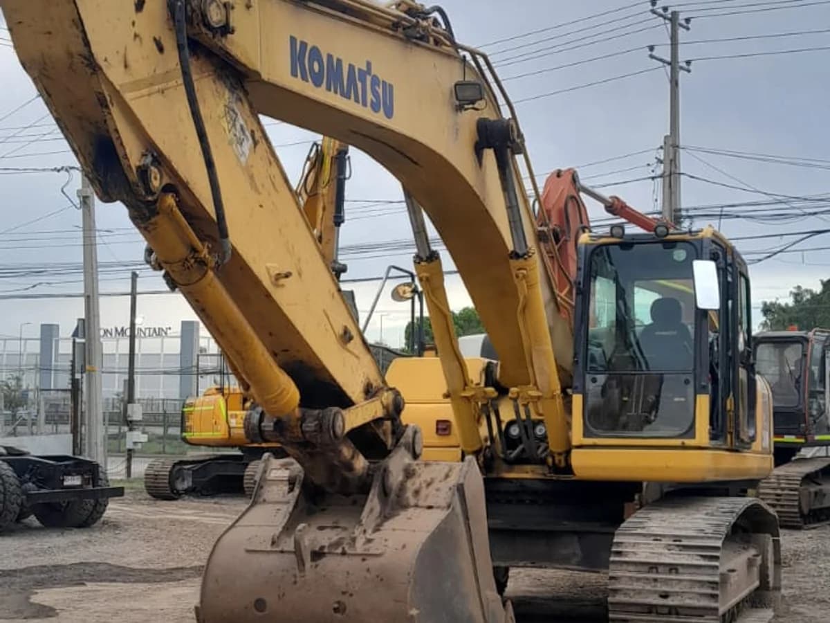 Komatsu PC300 2014 - Imagen 1