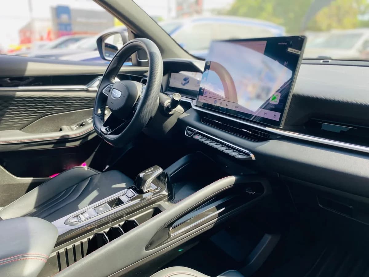 GEELY Coolray SPORT 1.5T 2026 - Imagen 8