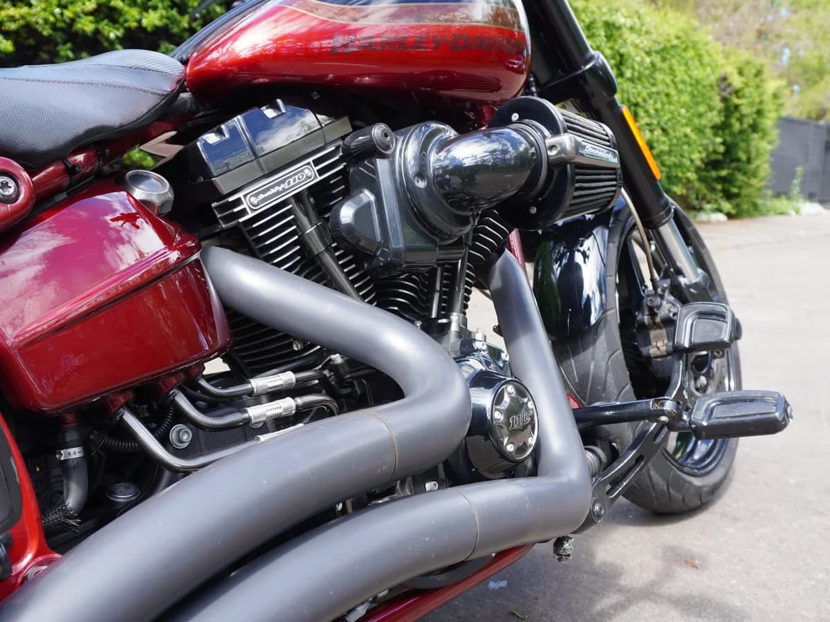 Harley Davidson FXSE Breakout CVO Pro Street - Imagen 12
