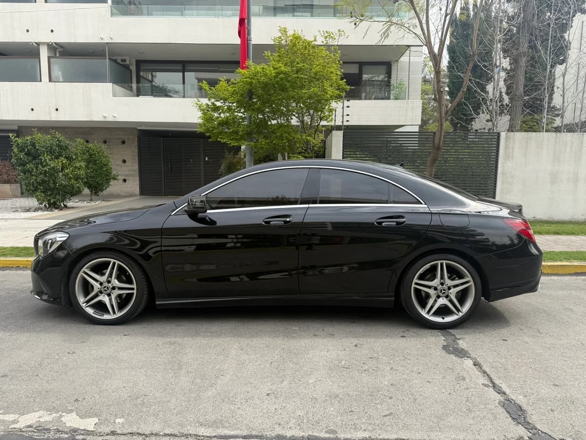 MERCEDES BENZ CLA 180 1.6 4X2 AT 4P 2018 - Imagen 7