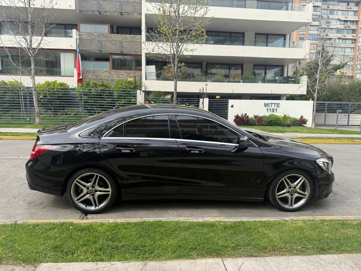 MERCEDES BENZ CLA 180 1.6 4X2 AT 4P 2018 - Imagen 8
