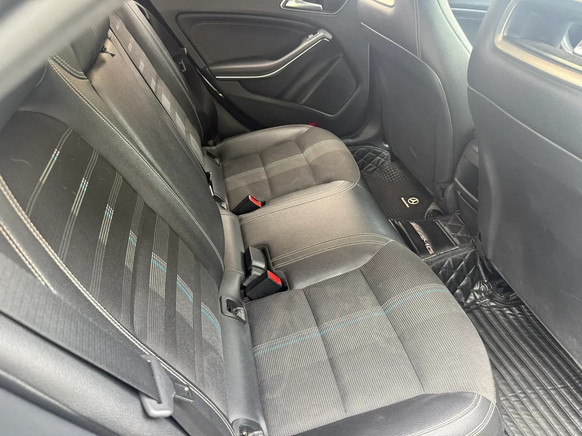 MERCEDES BENZ CLA 180 1.6 4X2 AT 4P 2018 - Imagen 13