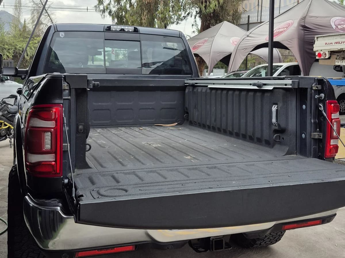 RAM 2500 LARAMIE 6.7 2021 - Imagen 4