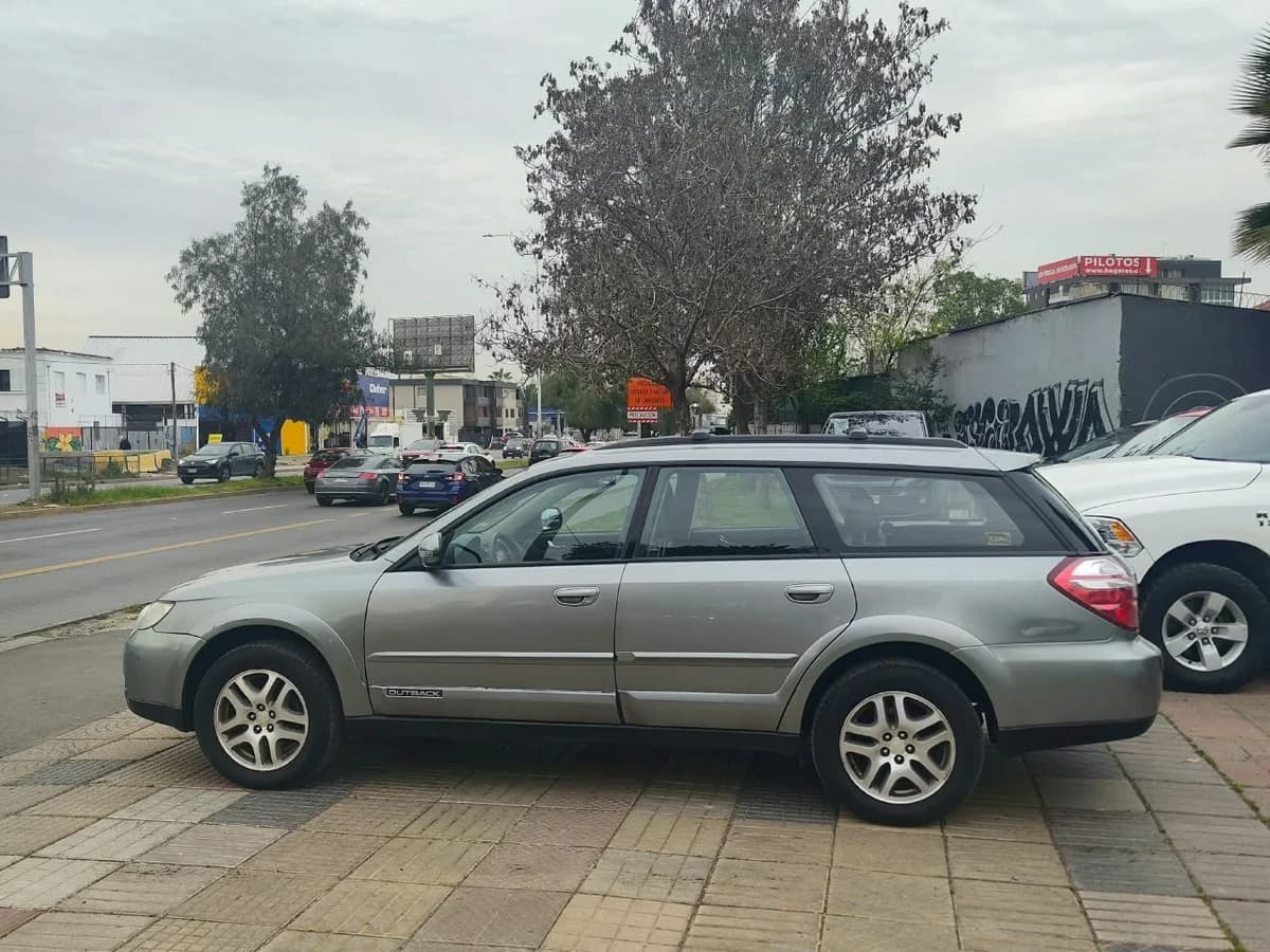 SUBARU Outback 2.5I 2007 - Imagen 4