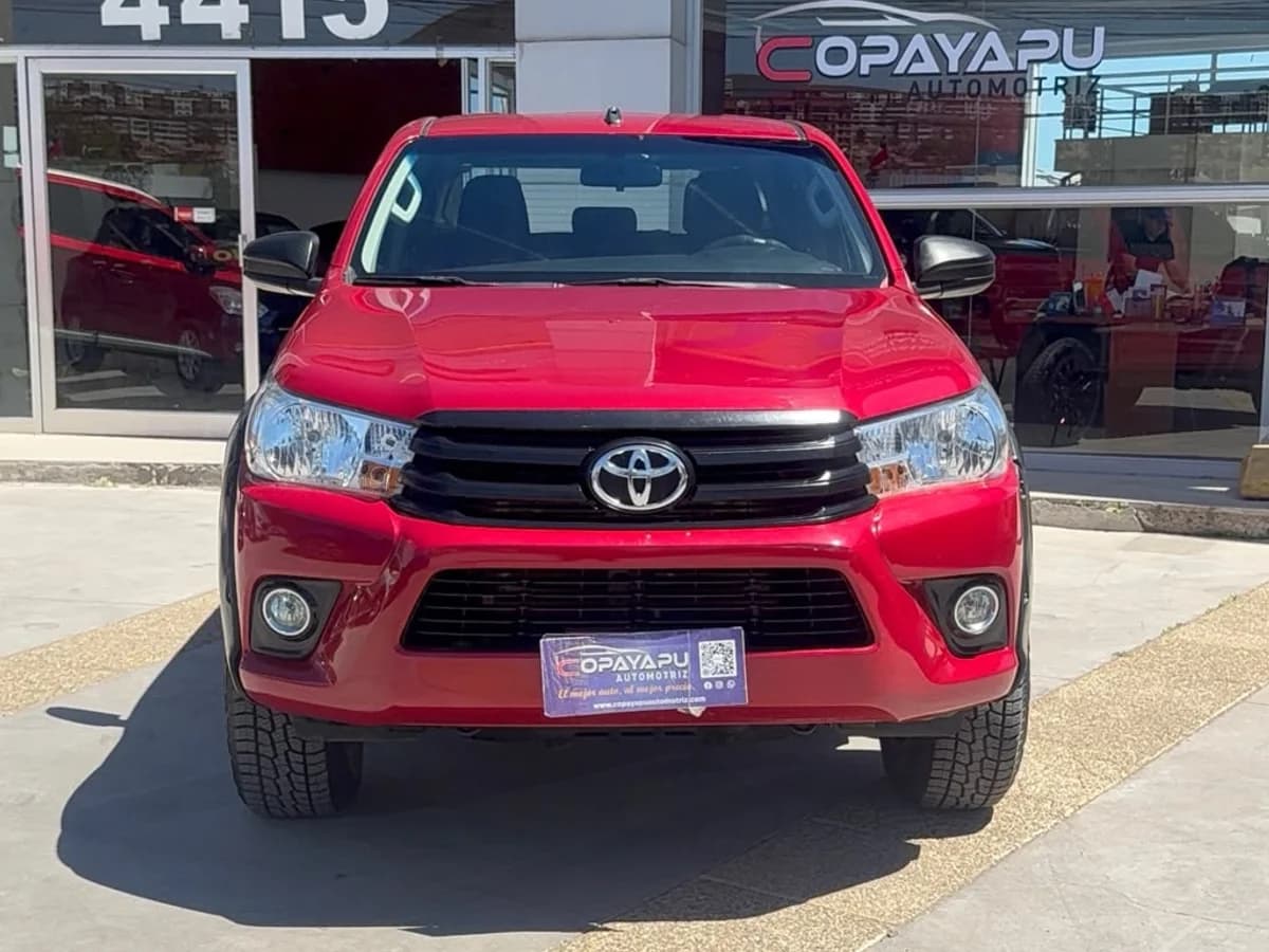 TOYOTA HILUX DX 2.4 DIESEL 4X4 MT2021 - Imagen 1