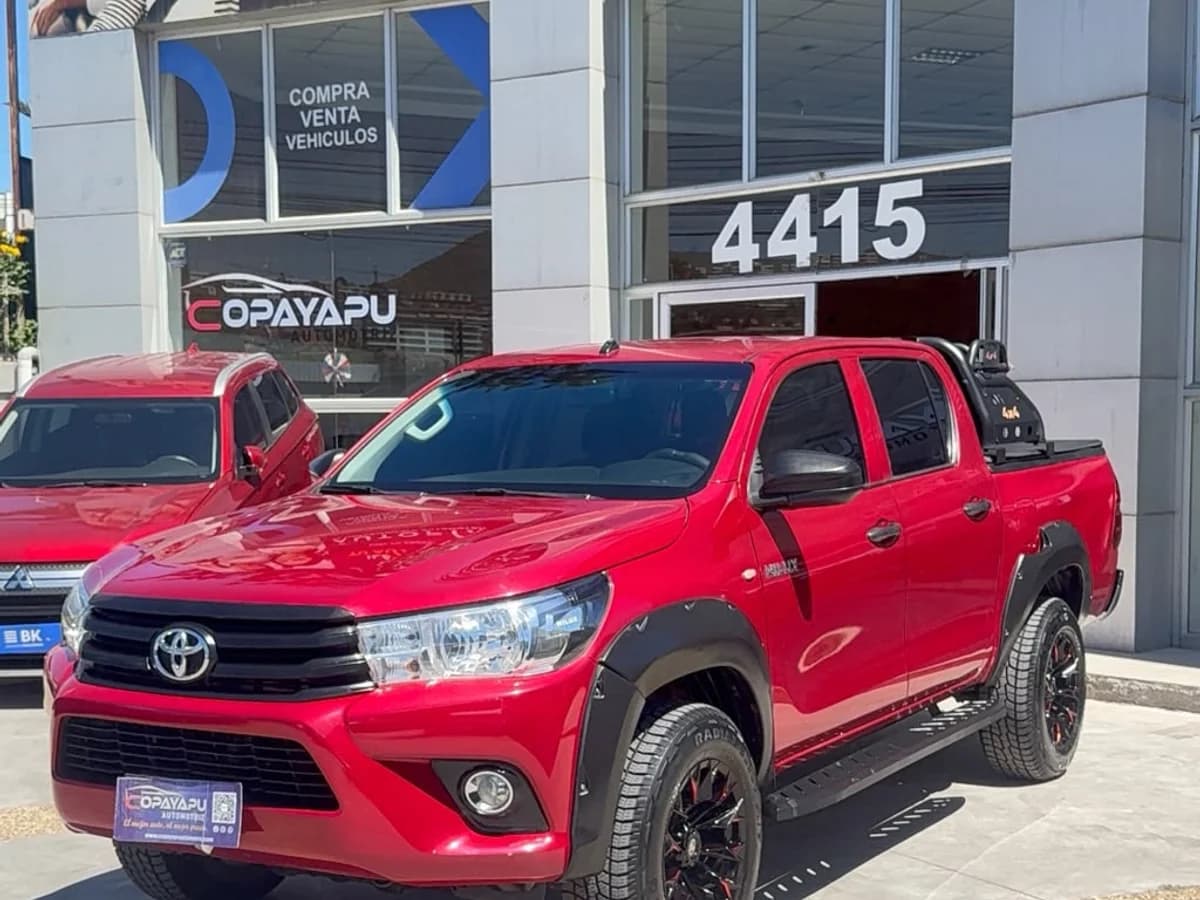 TOYOTA HILUX DX 2.4 DIESEL 4X4 MT2021 - Imagen 2